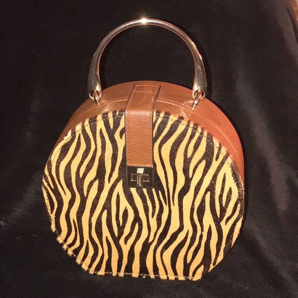 🐅DUNE  London Bags ~Leather Animal Print Crossbody